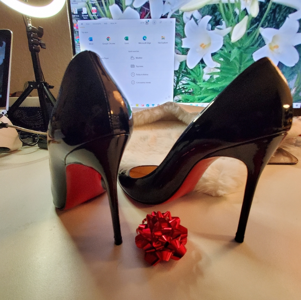Christian Louboutin  - Pigales Authentic - PRICE FIRM - AUTHENTICATION AVAILABLE